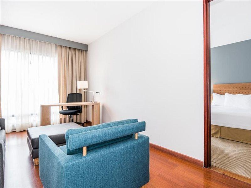 Cosmos 100 Executive Hotel Bogota Exterior photo