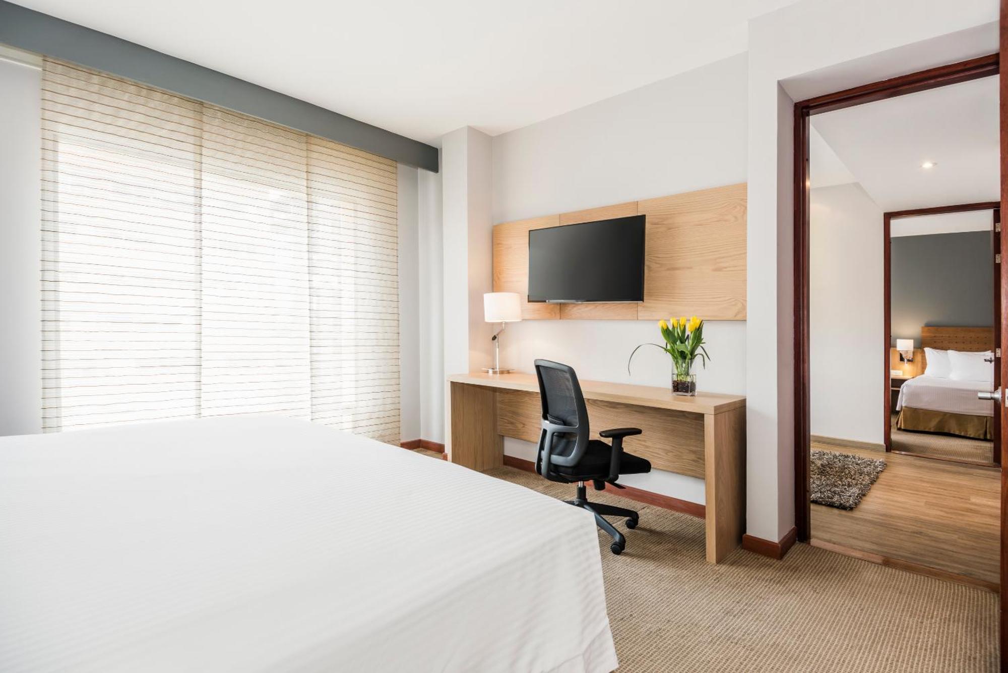 Cosmos 100 Executive Hotel Bogota Exterior photo